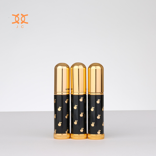 香水的前、中、后調是什么意思？